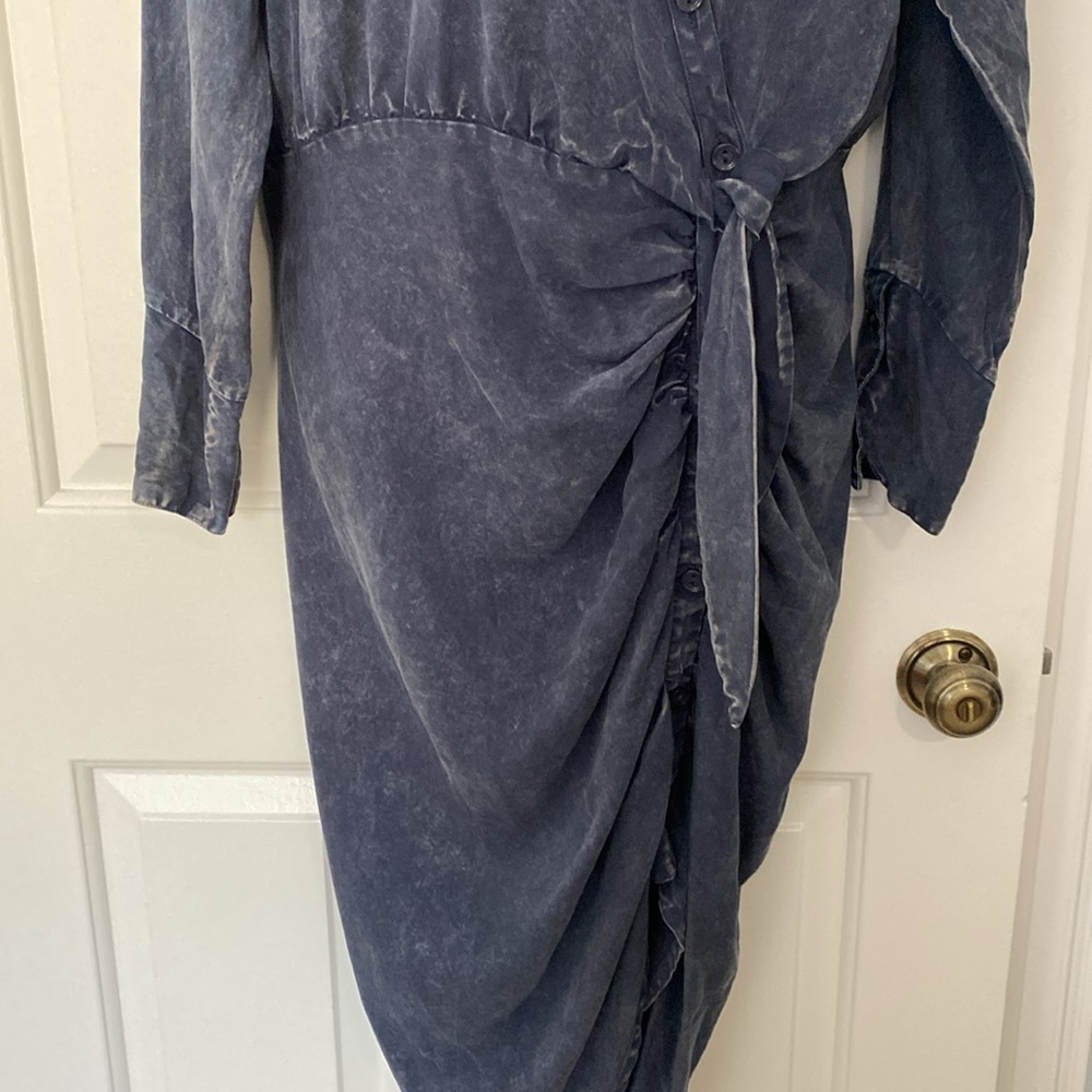 Young Fabulous and Broke CARLING RuchedJean Dress Acid Washed M - Picture 3 of 11